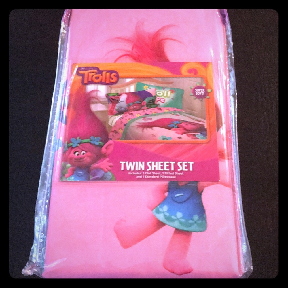 New Trolls Twin Sheet Set